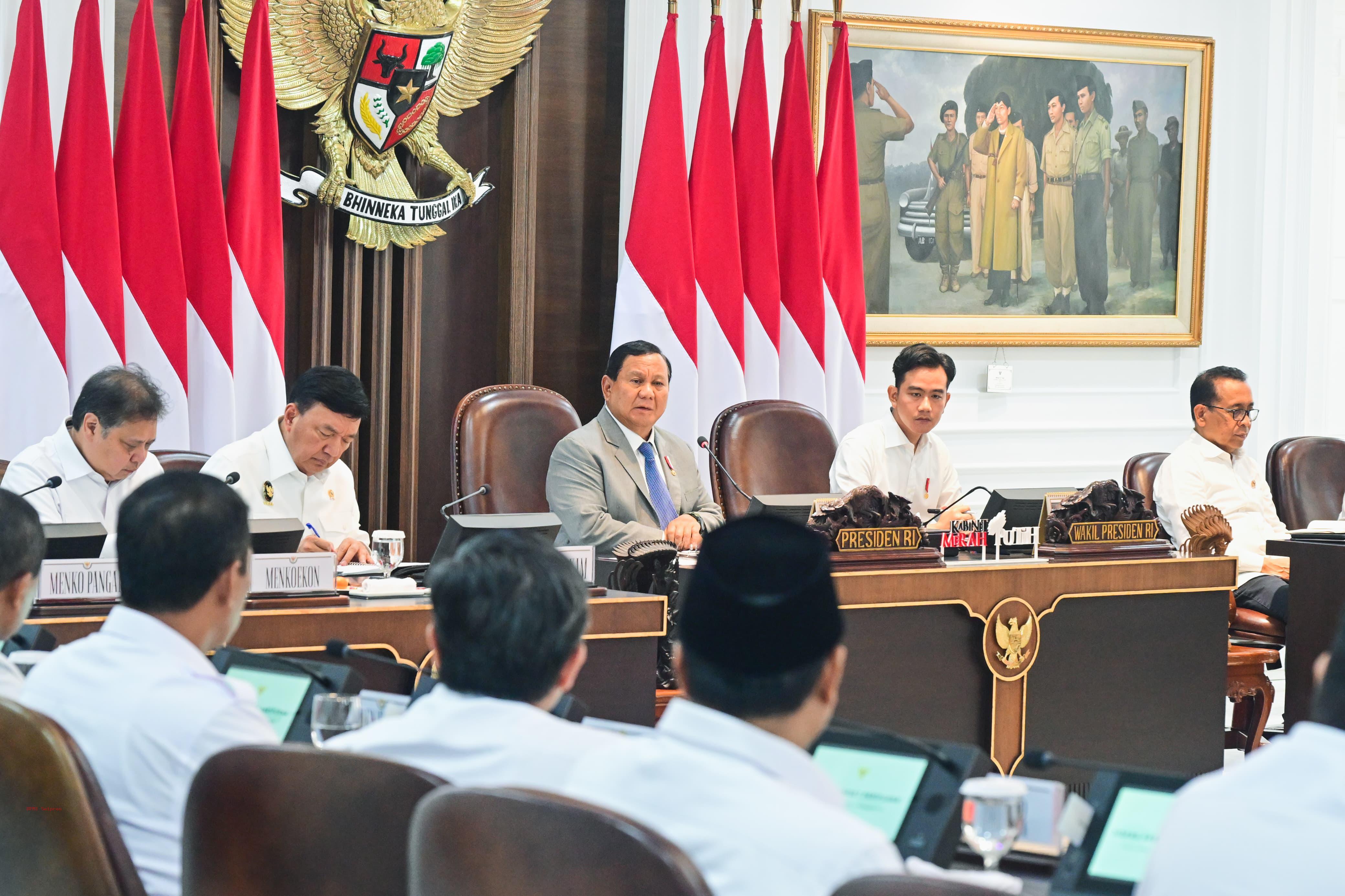 Arahan Terbaru Prabowo: Menteri Diminta Rapatkan Barisan untuk Jaga Soliditas Kabinet